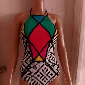 LIZPORT  CHECKED BLACK/WHITE AND MULTICOLOR ONE PIECE SWIMWEAR  MADE IN US SZ 8